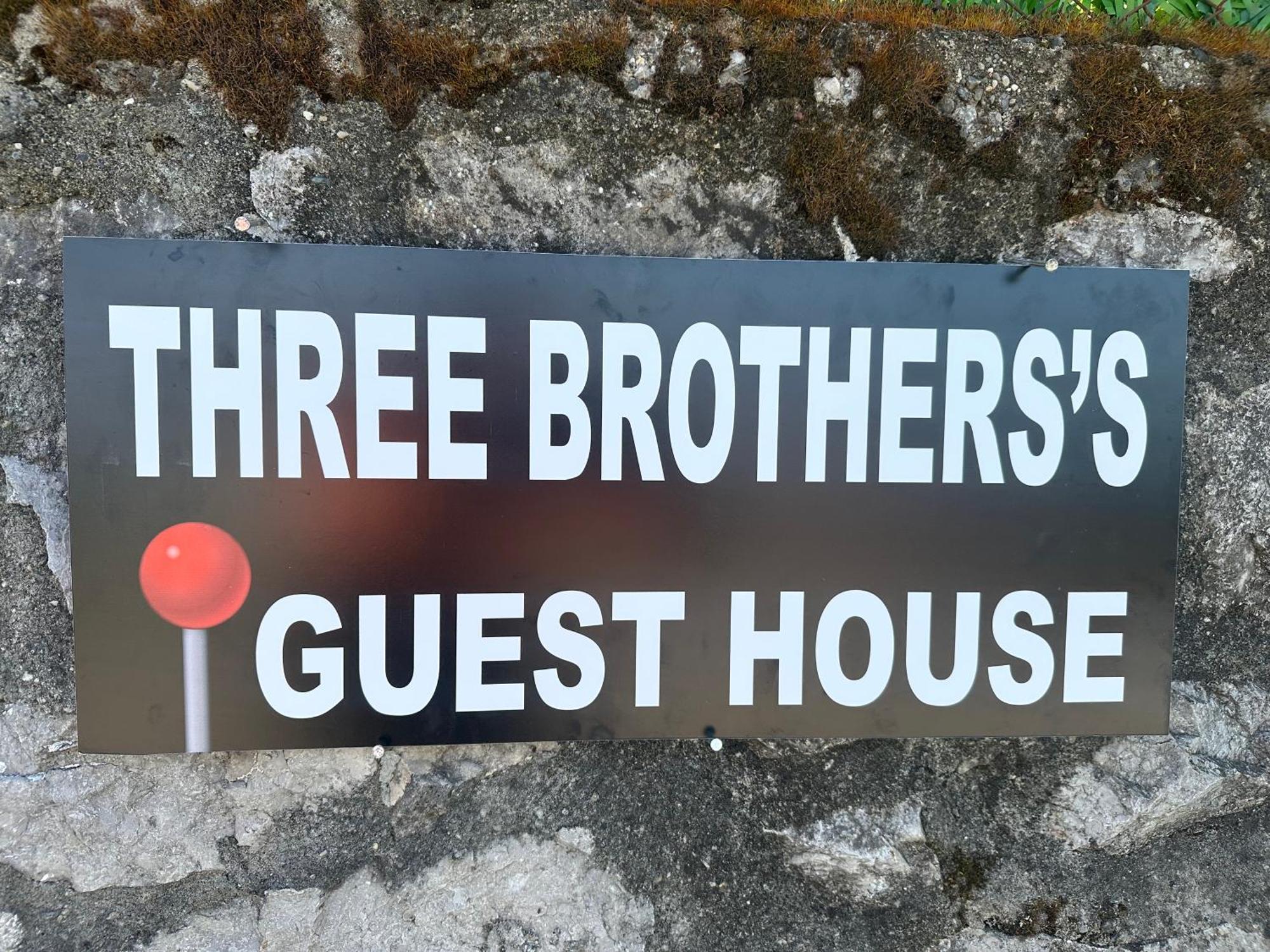 Three Brothers Široka Εξωτερικό φωτογραφία